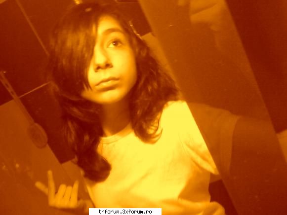 →BuLiSh.ooR iub.e�3→ - ce moaca de tampita am in posa asta - ♥HaLLo♥
