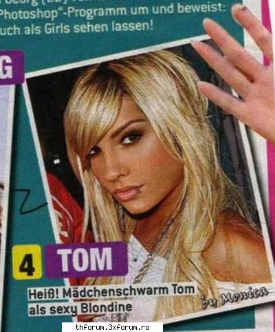 Fetele de Tokio Hotel - si acum..... piesa de rezistentaaa..... toooooom - ♥T0K!0~H0T3L♥